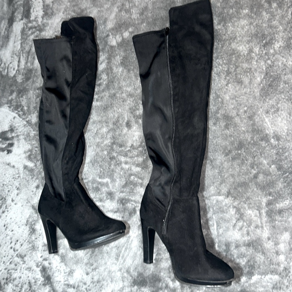 Faux Suede Chunky Heel Elastic Over-the-Knee Boots – Stylish & Comfortable